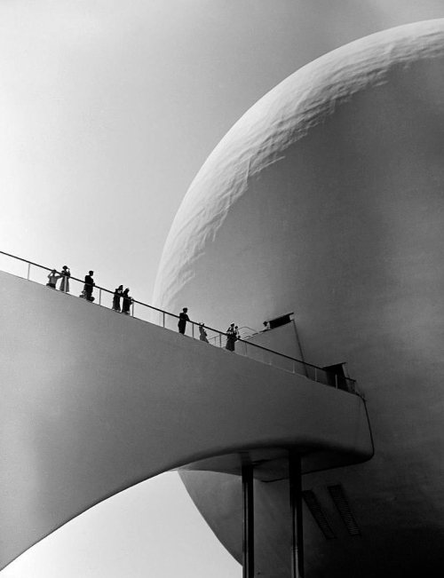 Alfred Eisenstaedt, World's Fair | Afterimage Gallery